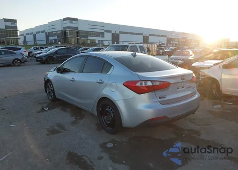 2014 Kia Forte Ex z USA, uszkodzony, nr VIN KNAFX4A83E5085487